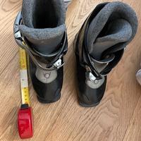 scarponi e dopo sci bambino