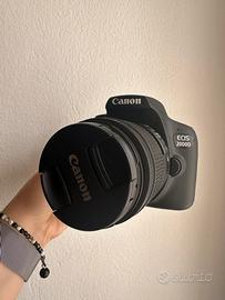 Canon EOS 2000D + Obiettivo 18-55mm IS II