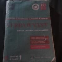 libro di latino "VERBA IUVANT"