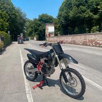 CRF 250 R