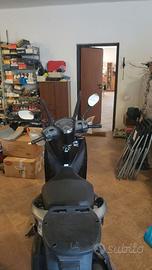 Honda SH 125 nero