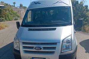 pulmino 9 posti Ford transit 