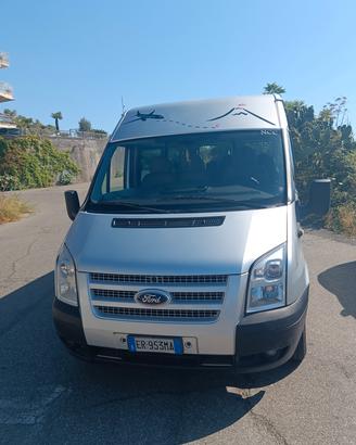 pulmino 9 posti Ford transit 