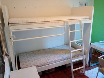 Letto a castello in legno verniciato bianco