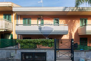 Villa a schiera - Aci Catena