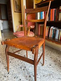 Set di 4 sedie in legno con seduta in cuoio