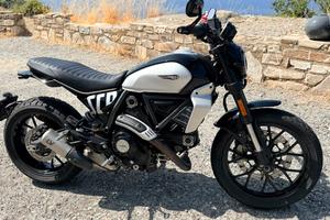 Ducati Scrambler Icon 800