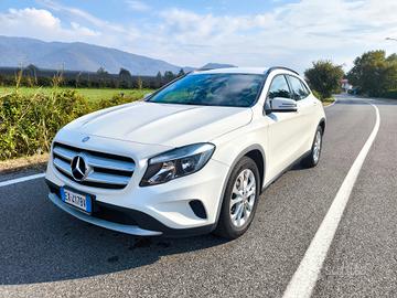 MERCEDES GLA 200 CDI AUTOMATIC – EURO 6 – 4 MATIC-