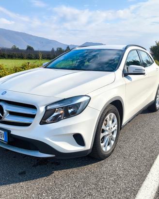 MERCEDES GLA 200 CDI AUTOMATIC – EURO 6 – 4 MATIC-
