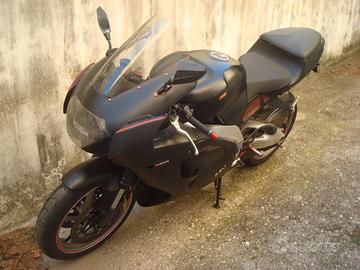 Aprilia RSV 1000 - 2002