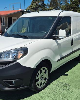 Fiat Doblo Doblò 1.4 T-Jet 16V Natural Power Loung