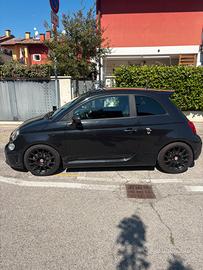 595 145cv 115 mila chilometri.
