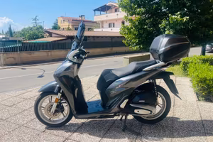HONDA SH 150 TUTTO INCLUSO ANCHE PASSAGGIO! MINI