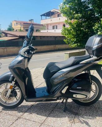 HONDA SH 150 TUTTO INCLUSO ANCHE PASSAGGIO! MINI