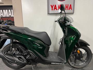 Honda SH 150 Vetro