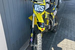 Suzuki RM 125 del 2006