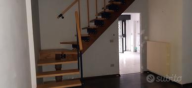 Macchia Gialla/Casa indipendente su 3 livelli