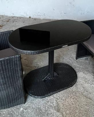 Tavolo esterno in rattan nero