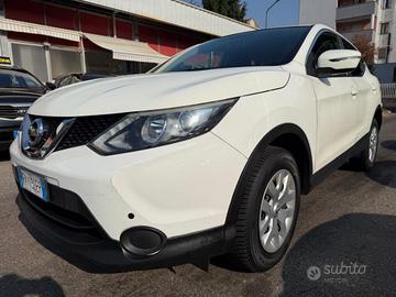 NISSAN Qashqai 1.2 DIG-T Acenta