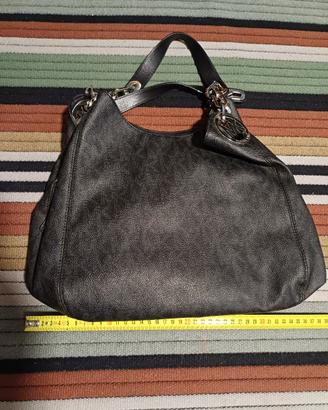 Borsa MK