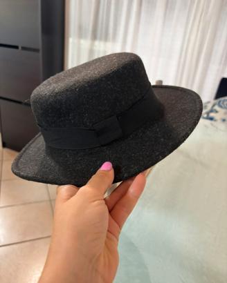 Cappello donna in feltro color antracite