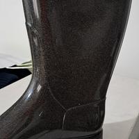 stivali di gomma da pioggia o da neve 