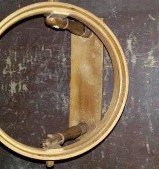 Supporto per ricamo in legno