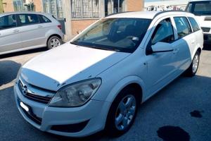 Opel Astra 1.7 CDTI 110CV S.W. AUTOCARRO