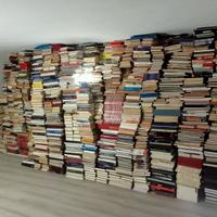 Libri saggi narrativa storia fumetti