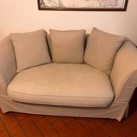 Divano Maison Du Monde ben tenuto,