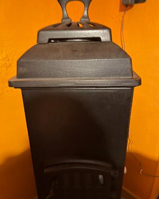 Stufa in ghisa da arredamento