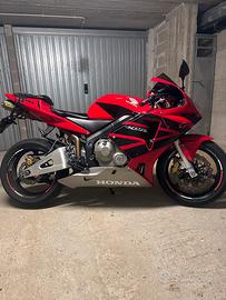 Honda cbr 600 rr