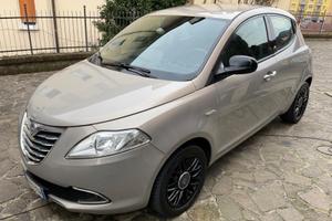Lancia Ypsilon 1.2 ecochic benzina/gpl