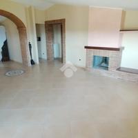 6 LOCALI A SAN VITTORE DEL LAZIO