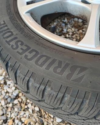 Cerchi in lega e gomme per golf 7
