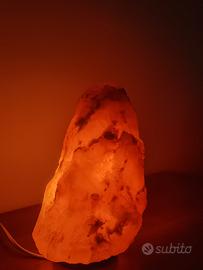 lampada di sale dell'Himalaya 