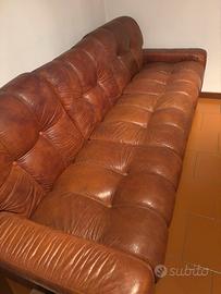 Divano in pelle + poltrone