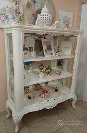 vetrina stile classico /antiquariato 