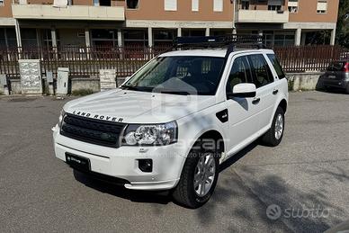 LAND ROVER Freelander 2.2 SD4 S.W. SE