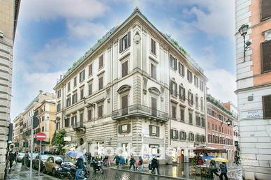 PIAZZA DI SPAGNA - VIA DI PROPAGANDA - AMPIO UFFIC