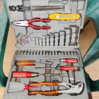 attrezzi varie tipologie.