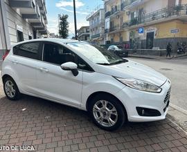 Ford fiesta 1.4 gpl serie titanium certificat nuov