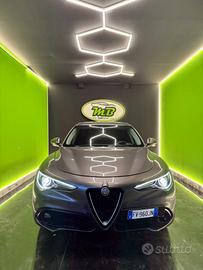 Alfa Romeo Stelvio 2.2 Turbodiesel 190 CV AT8 RWD 