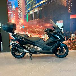 Kymco AK 550