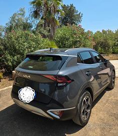 kia sportage ibrida/diesel