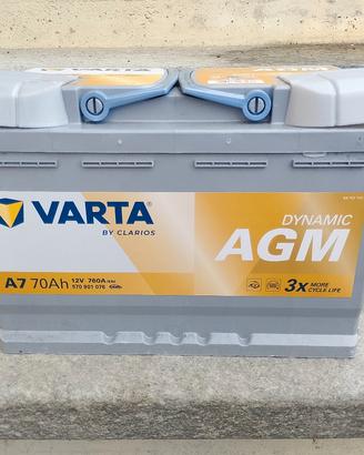 batteria per auto 