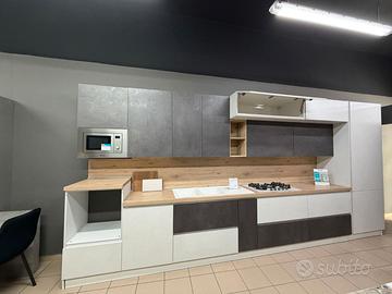 Cucina moderna lineare + elettro- FUORI TUTTO!