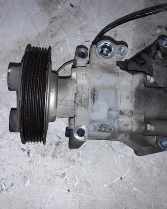 COMPRESSORE A/C MAZDA 2 Berlina 2° Serie V09a1aa4