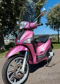 Liberty 125 rosa chic