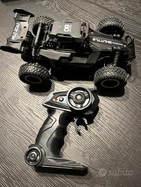 Macchina radiocomandata fuoristrada